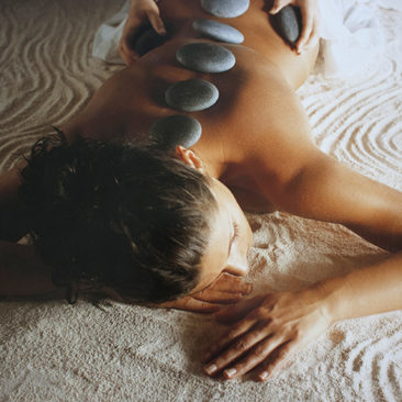 massage aux pierres
